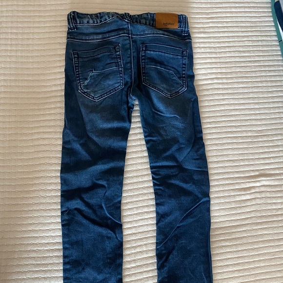 Jeans - Picture 3 of 4